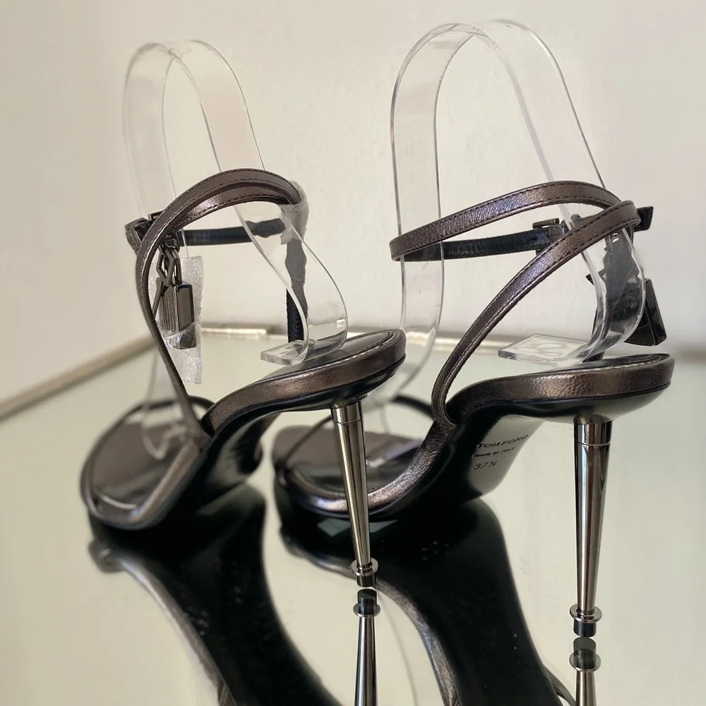 New TOM FORD Tom Ford padlock sandals in laminated leather 37.5 $1,350